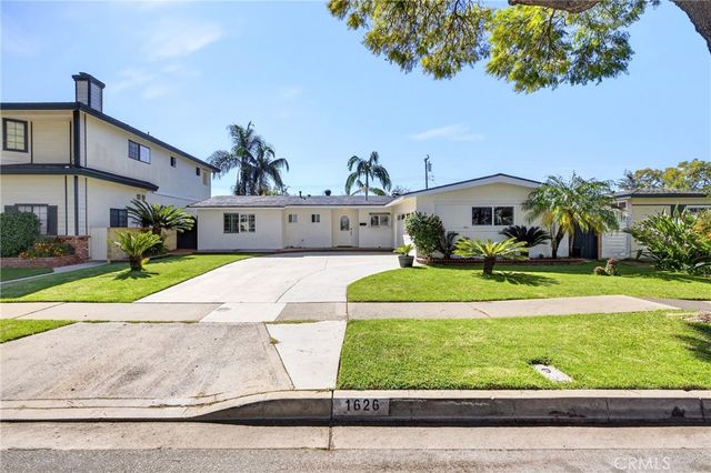 1626 E 15th, Santa Ana, CA 92701