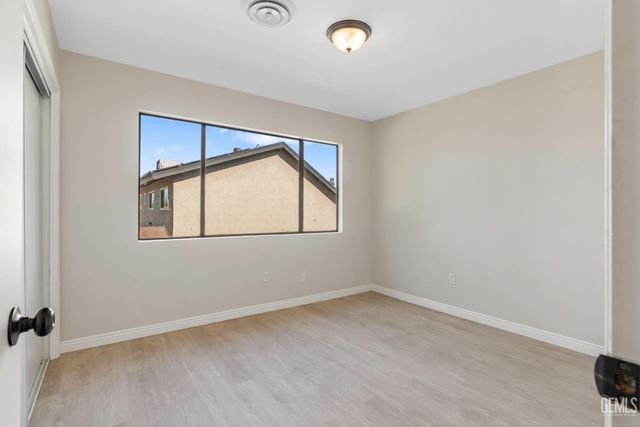 6612 Greensward Way, Bakersfield, CA 93309