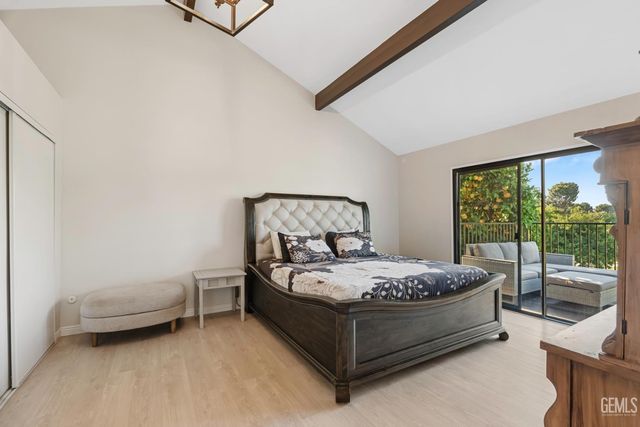 6612 Greensward Way, Bakersfield, CA 93309