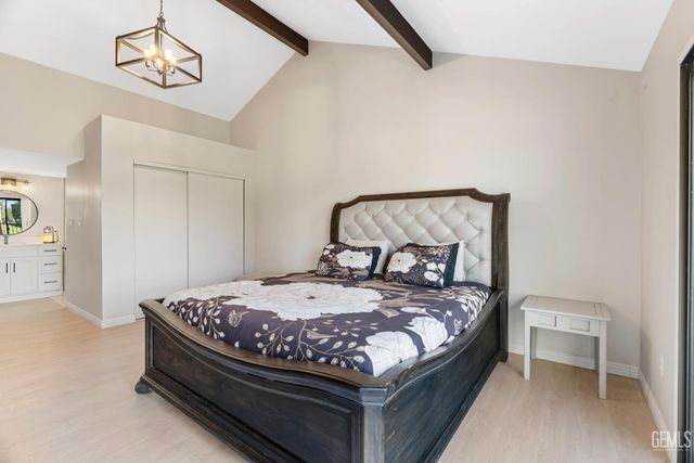 6612 Greensward Way, Bakersfield, CA 93309