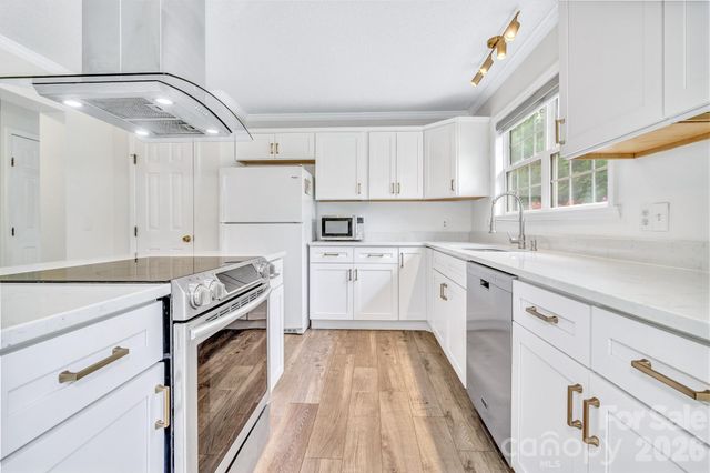 31 Trent Drive 48, Leicester, NC 28748