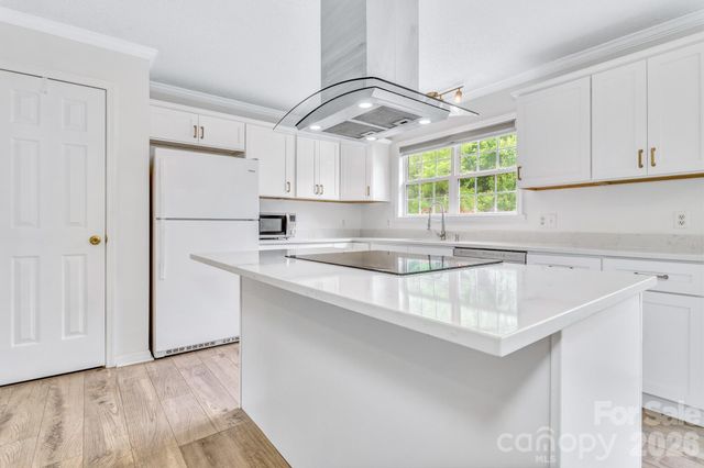 31 Trent Drive 48, Leicester, NC 28748