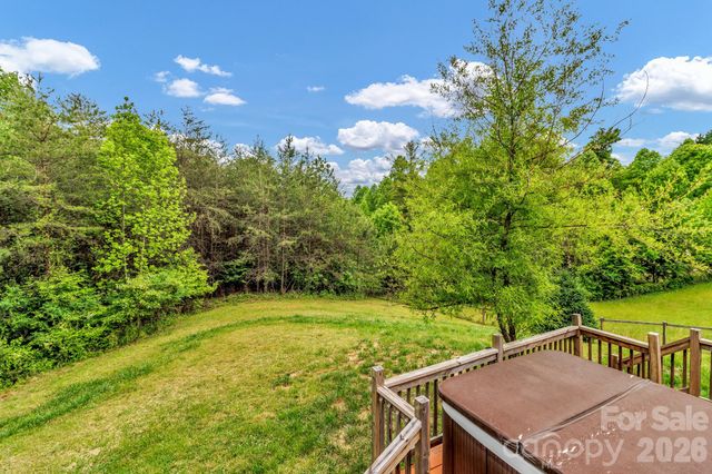 31 Trent Drive 48, Leicester, NC 28748