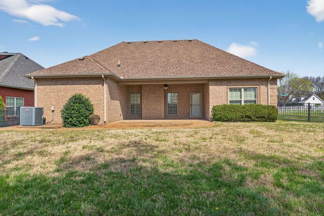 2505 Pebblecreek Ln, Murfreesboro, TN 37130