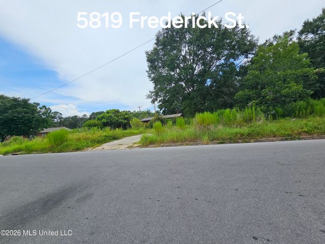 5819 Frederick Street, Moss Point, MS 39563