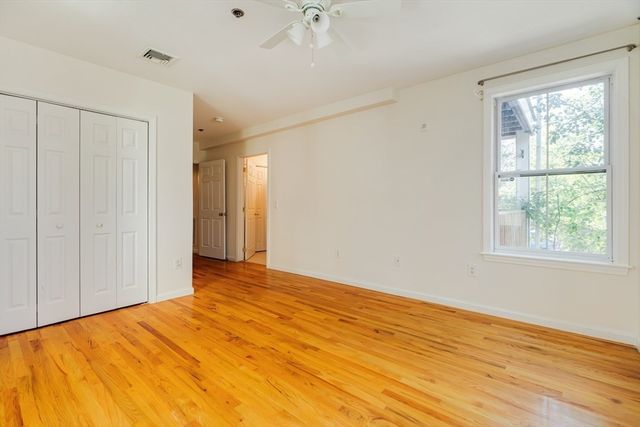 28 Forbes St 1, Boston, MA 02130