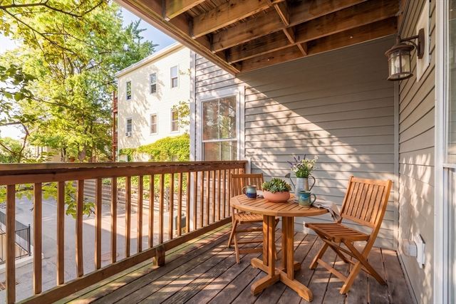 28 Forbes St 1, Boston, MA 02130