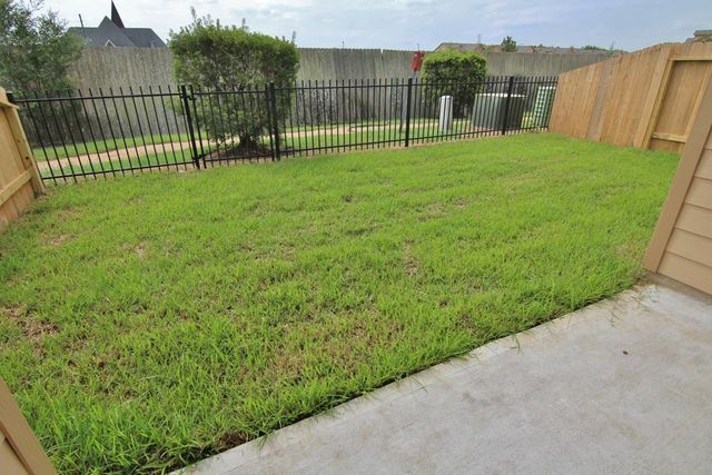 3811 Lexington Grove Court, Missouri City, TX 77459