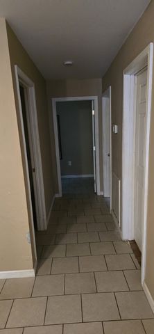 862 W Madison St, Pulaski, TN 38478