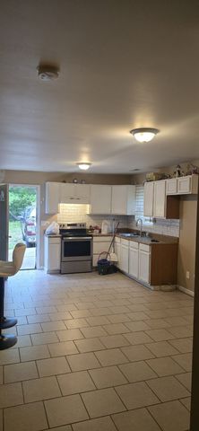 862 W Madison St, Pulaski, TN 38478