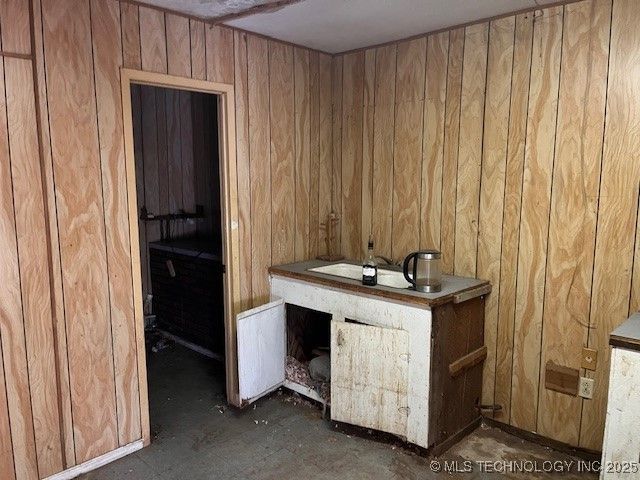 Hwy 377, Kingston, OK 73439