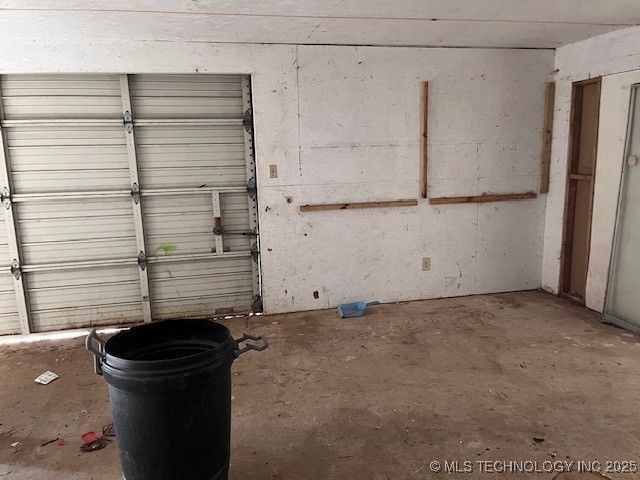 Hwy 377, Kingston, OK 73439