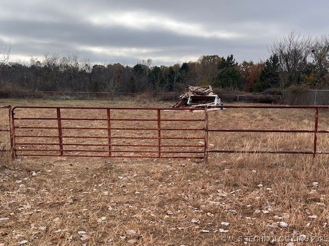 Hwy 377, Kingston, OK 73439