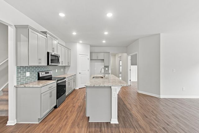 2924 Eckersley Dr, Murfreesboro, TN 37128