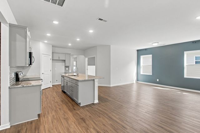 2924 Eckersley Dr, Murfreesboro, TN 37128