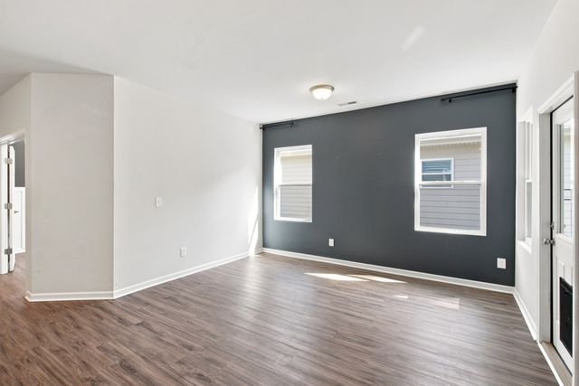 2924 Eckersley Dr, Murfreesboro, TN 37128
