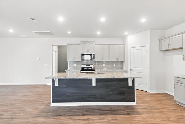 2924 Eckersley Dr, Murfreesboro, TN 37128