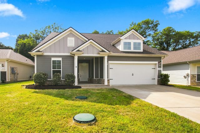 2924 Eckersley Dr, Murfreesboro, TN 37128