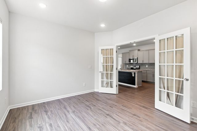 2924 Eckersley Dr, Murfreesboro, TN 37128