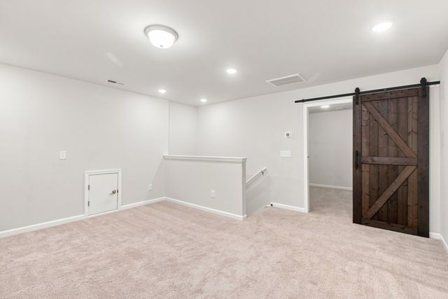2924 Eckersley Dr, Murfreesboro, TN 37128