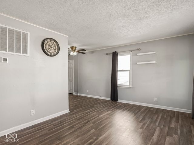 5919 Shimer Avenue, Indianapolis, IN 46219