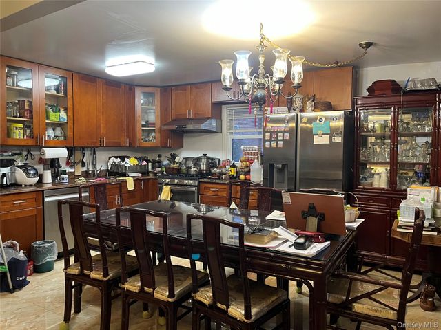 200-07 17 Avenue 1, Bayside, NY 11360