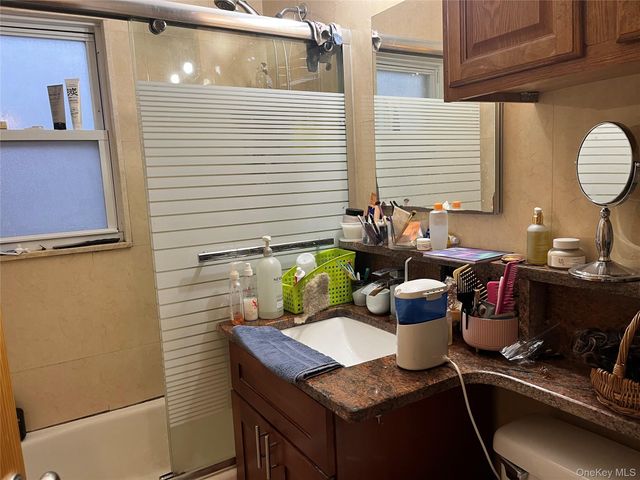 200-07 17 Avenue 1, Bayside, NY 11360