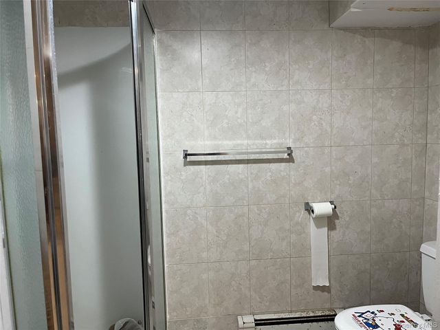 200-07 17 Avenue 1, Bayside, NY 11360