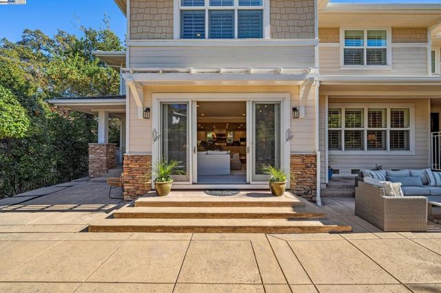 125 Mystic Pl, Alamo, CA 94507