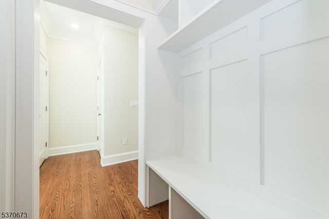 21 Maple Ave, Morris Plains Boro, NJ 07950