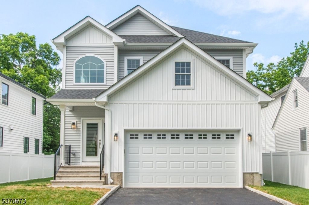 21 Maple Ave, Morris Plains Boro, NJ 07950