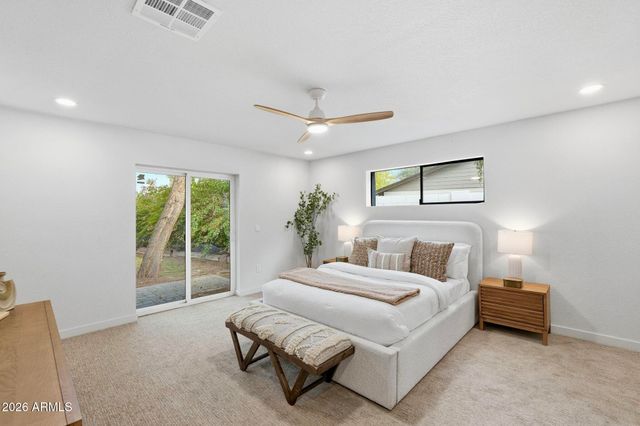 524 W HARMONT Drive, Phoenix, AZ 85021