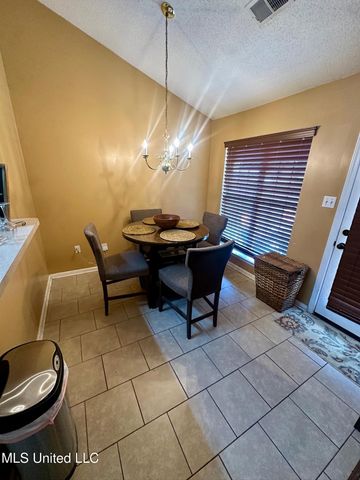 672 Grant Drive, Southaven, MS 38671