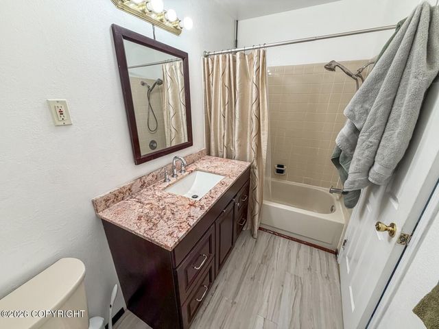 10132 Goose Berry Place, Anchorage, AK 99515