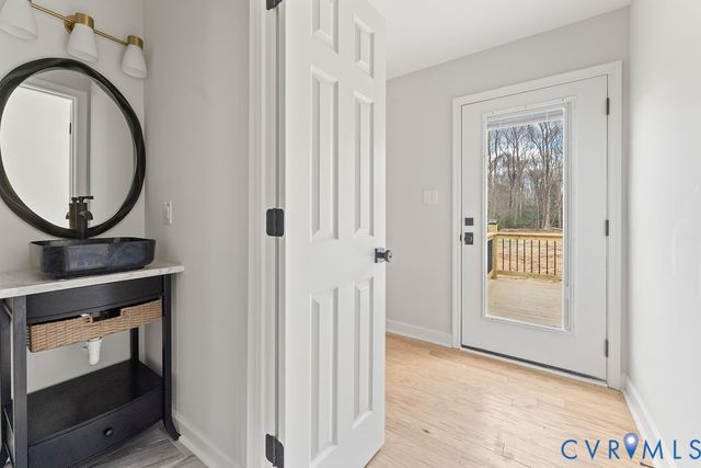 6950 Courthouse Rd, Charles City, VA 23140