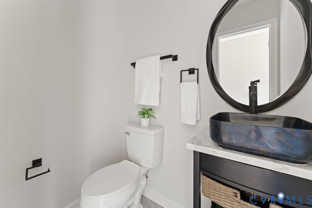 6950 Courthouse Rd, Charles City, VA 23140