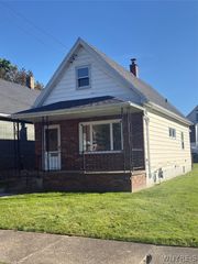 2723 Livingston Avenue, Niagara Falls, NY 14303