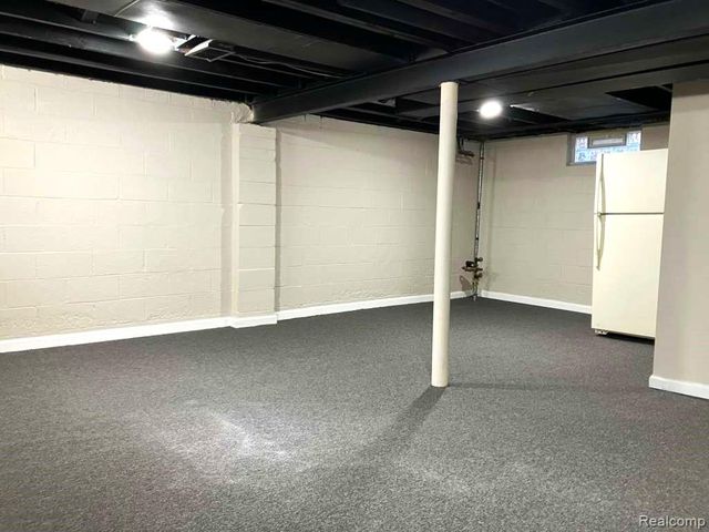 1517 E Chesterfield Street, Ferndale, MI 48220