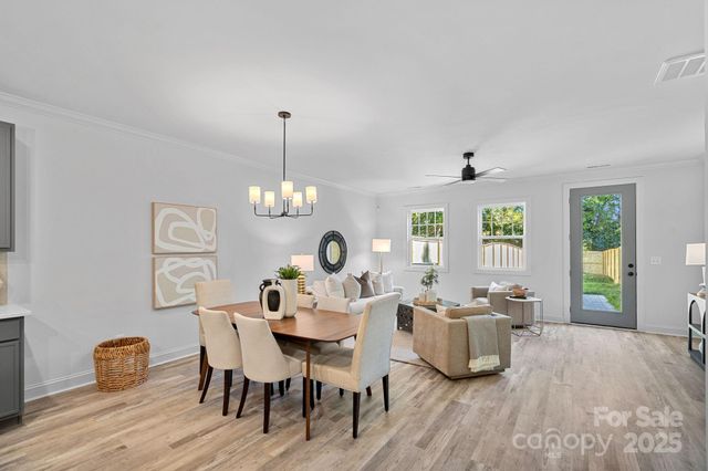 2910 Dogwood Avenue, Charlotte, NC 28206