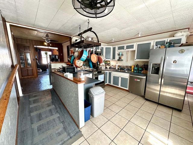 607 Main Street, Hartland, MN 56042