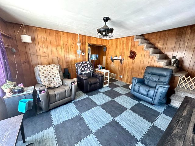 607 Main Street, Hartland, MN 56042