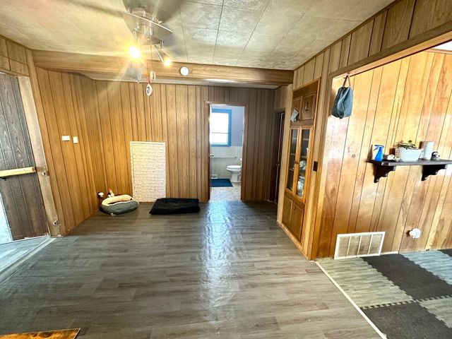 607 Main Street, Hartland, MN 56042