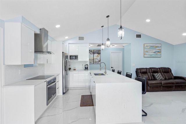 16206 W COURSE DRIVE, Tampa, FL 33624