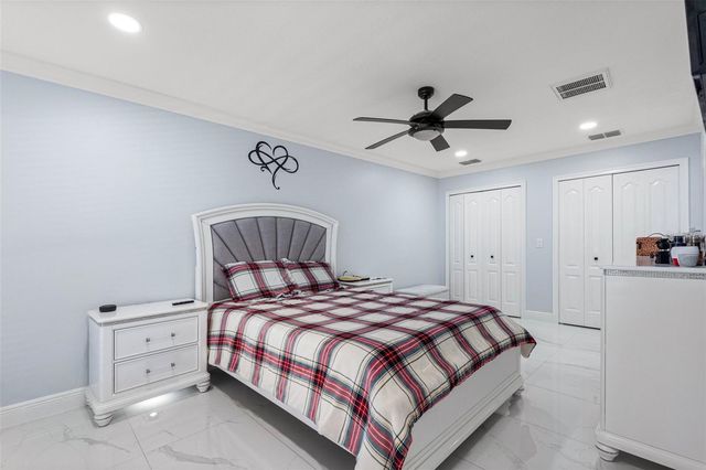 16206 W COURSE DRIVE, Tampa, FL 33624