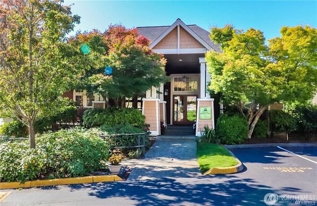 15026 40th Avenue W #8-202, Lynnwood, WA 98087