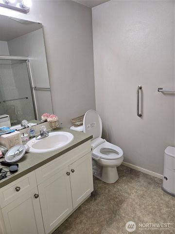 15026 40th Avenue W #8-202, Lynnwood, WA 98087