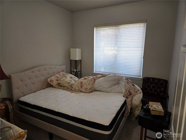 15026 40th Avenue W #8-202, Lynnwood, WA 98087