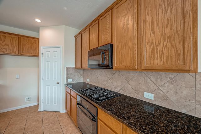 5703 Langham Dawn Lane, Houston, TX 77084