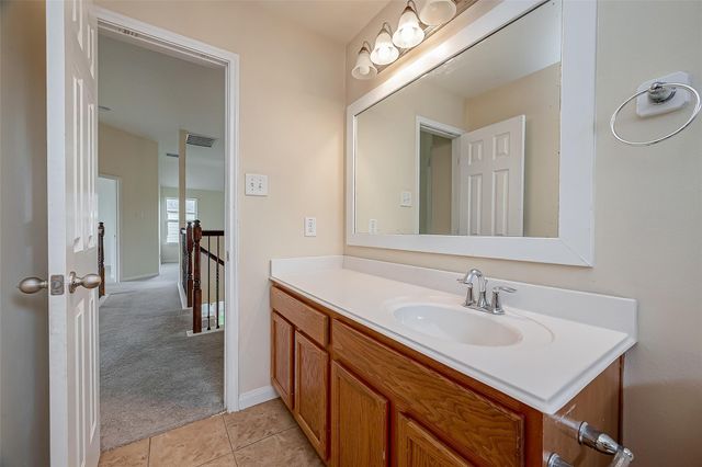 5703 Langham Dawn Lane, Houston, TX 77084