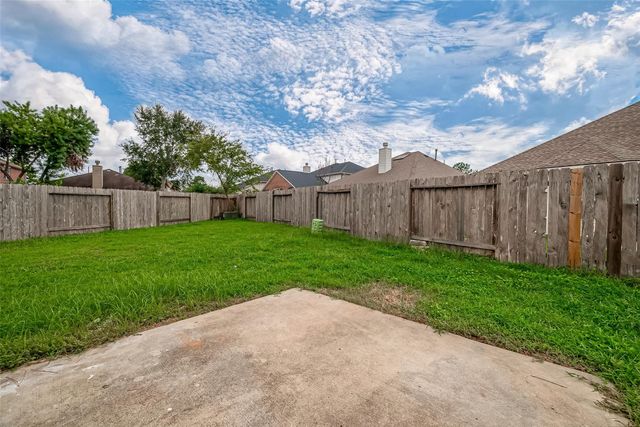 5703 Langham Dawn Lane, Houston, TX 77084